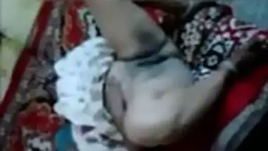 Busty indian Aunty expose herself to her Customer