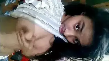 Cute Indian Girl Showing her Boobs and Pussy