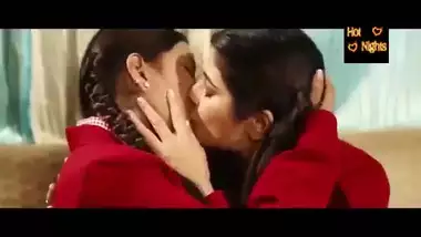 lesbian desi kiss
