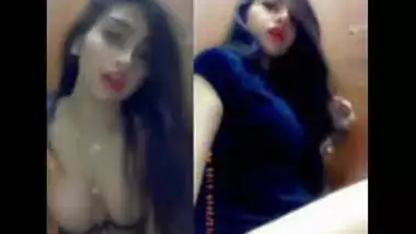 Young Sexy Paki Babe Showing Her Self Part 1