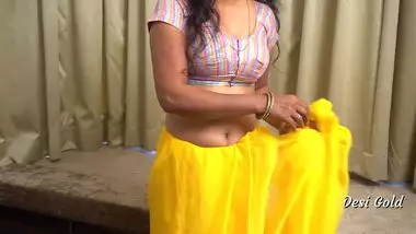Indian housewife fucking sex movie goes live