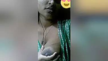 Today Exclusive- Sexy Desi Girl Showing Her Nude Body And Bathing On Video Call Part 1