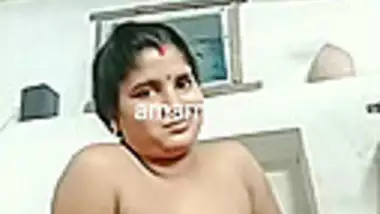 Village Ki Bhabhi - Naked Dressing Video