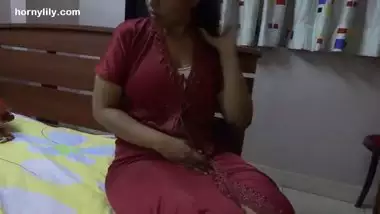 South Desi Masturbating