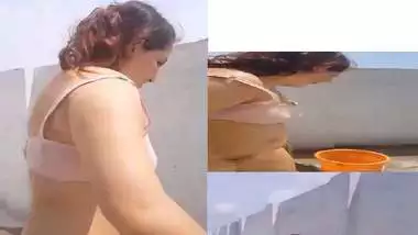 Paki bhabhi nude pussy captured by devar