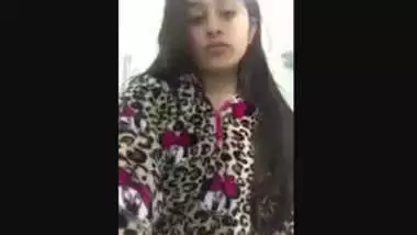 Cute Paki Girl Showing Big Boobs