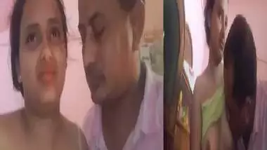 Bangla naked college girl boob sucking viral MMS