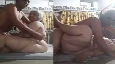 Old age desi mature sex couple viral video