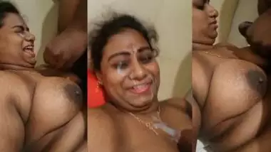 Husband cums on his busty wife’s face in Telugu sex