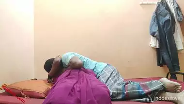 bhabhi fucked on her own bed in her house